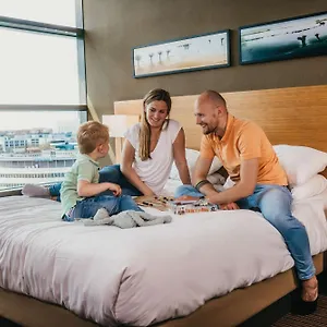 Hyatt Place Amsterdam Airport Szálloda